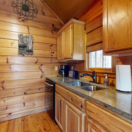 Pine Tree Lodge Sautee Nacoochee Exterior foto