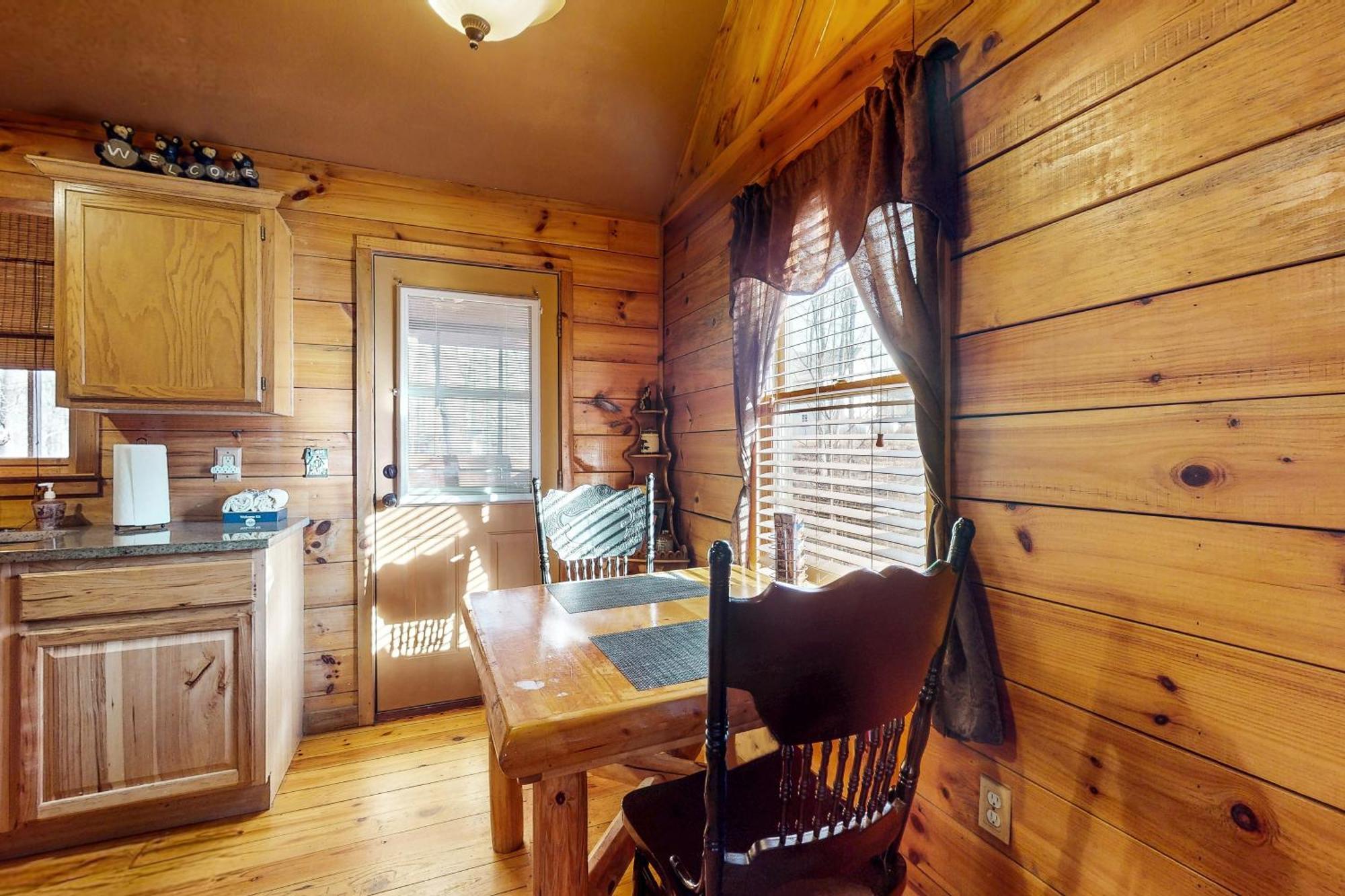 Pine Tree Lodge Sautee Nacoochee Exterior foto
